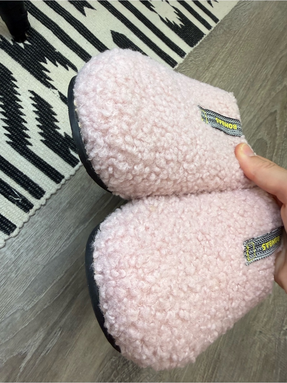 Bombas size 8 Sunday Slippers Fleece Cozy Comfy Slip-On - Picture 3 of 7